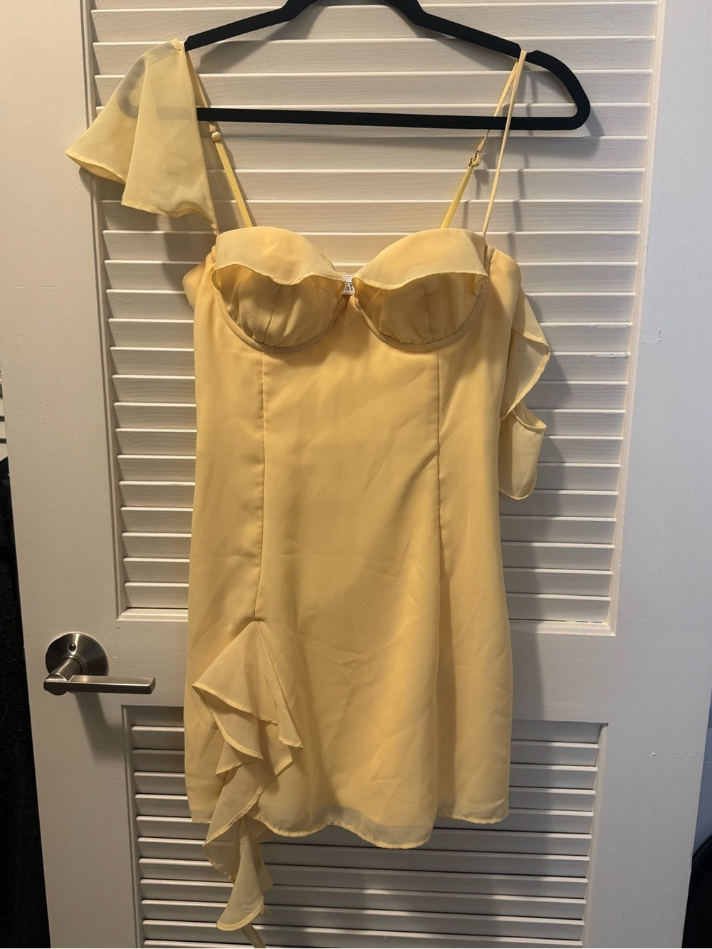 Oh Polly Josiane Asymmetrical Mini Dress in Yellow